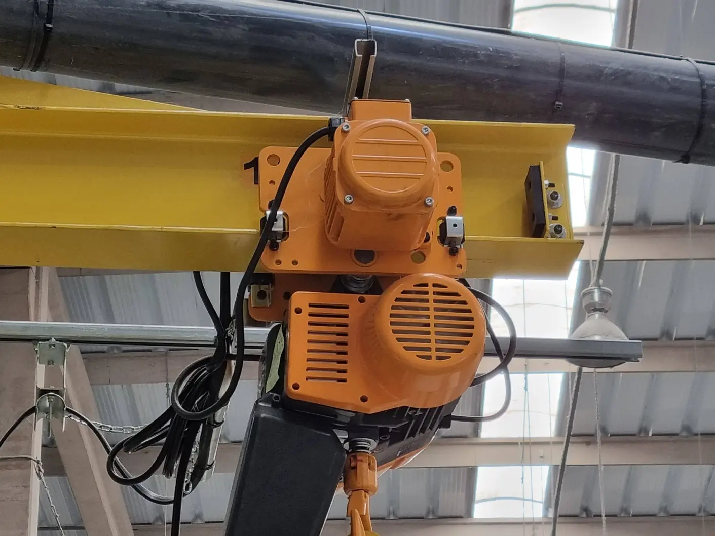 Talhas Elétricas de Corrente
